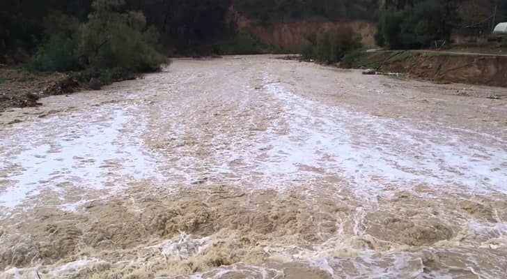 سيول جارفة في وادي عربه .. ارشيفية