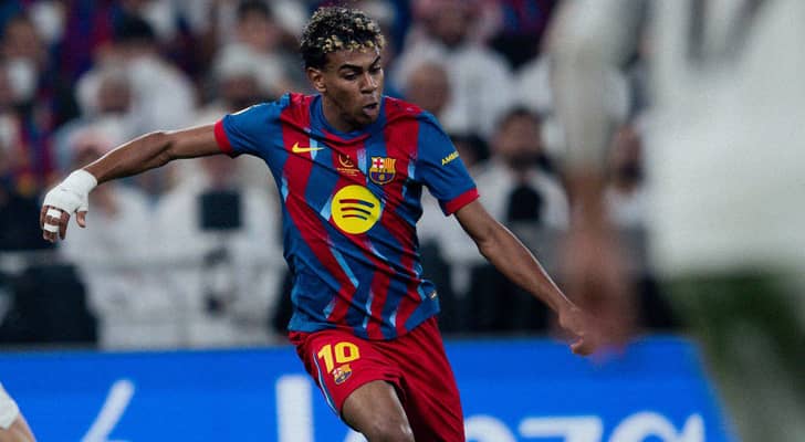 جنون الكلاسيكو .. 4 أهداف وصدمة في الوقت الضائع للشوط الأول