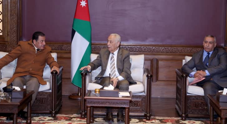 العيسوي يلتقي وفدا من منتدى حلاوة الثقافي وجمعية وادي ازقيق السياحية