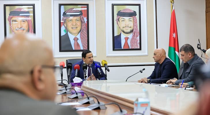 بحثت لجنة الطاقة والثروة المعدنية النيابية برئاسة النائب الدكتور أيمن أبو هنية جاهزية قطاع الطاقة في الأردن