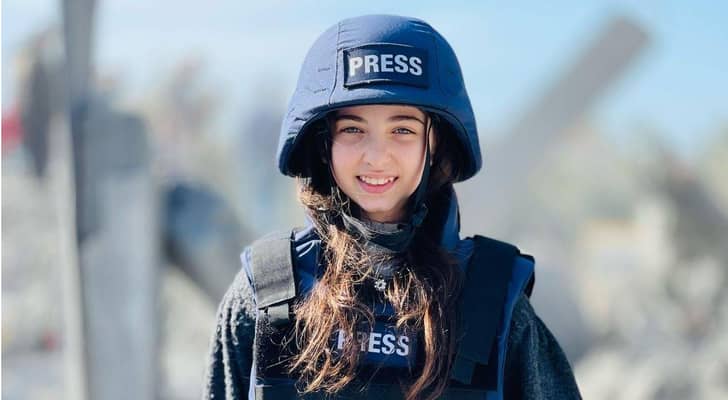 سمية وشاح ابنة الشهيد محمد وشاح
