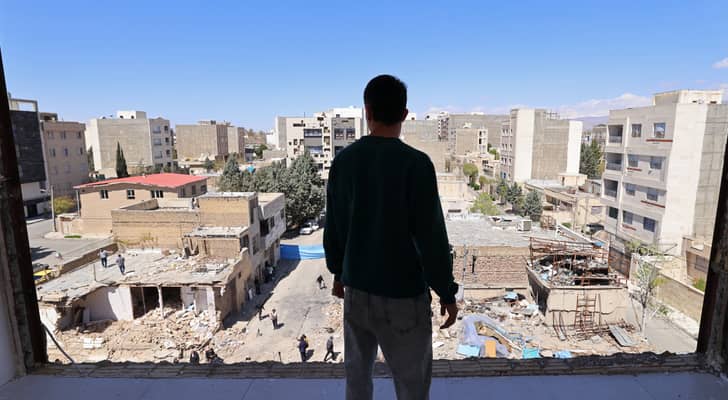 اثار الدمار في إيران