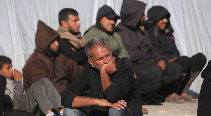 وفد "حماس" في القاهرة: إنقاذ اتفاق أكتوبر ومطالب بتفكيك مواقع الاحتلال خلف "الخط الأصفر"