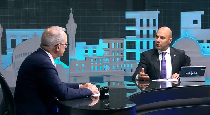 نائب رئيس الوزراء مروان المعشر ومقدم برنامج نبض البلد محمد الخالدي