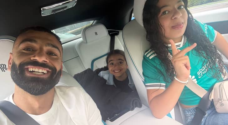 محمد صلاح و أبنتية