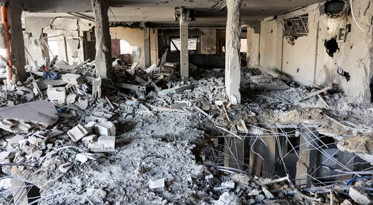 مبنى تعرض لاستهداف الاحتلال في غزة