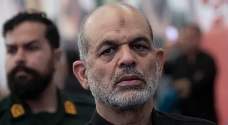 القائد العام للحرس الثوري الإيراني، أحمد وحيدي،