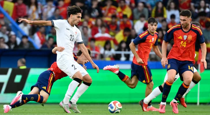 المنتخب العراقي والإسباني