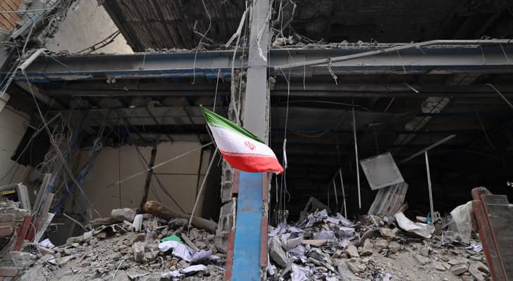 القصف على طهران