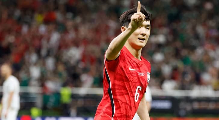 لاعب كوري جنوبي يحتفل بهدف خلال كأس العالم 2026