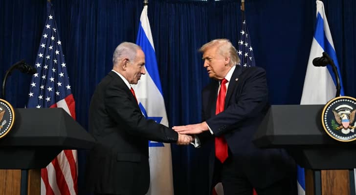 الرئيس الأمريكي دونالد ترمب ورئيس وزراء الاحتلال بنيامين نتنياهو