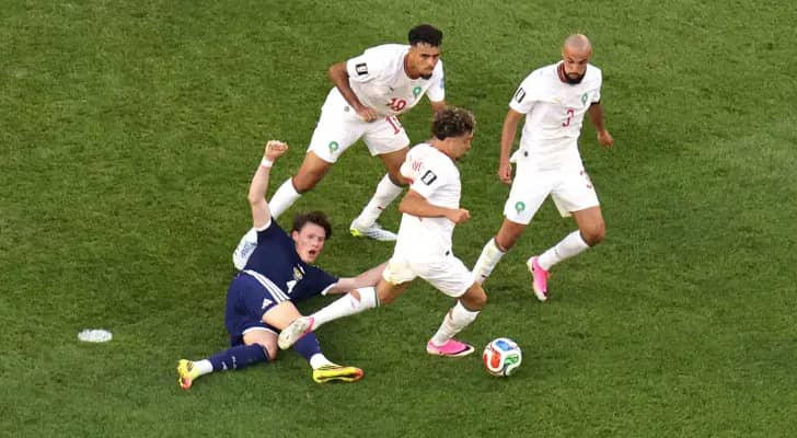 من مباراة منتخب المغرب ونظيره الاسكتلندي