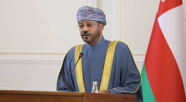 وزير الخارجية العماني، بدر بن حمد البوسعيدي