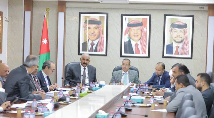 حوار النواب والنقابات