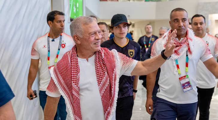 الملك وولي العهد يتابعان مباراة النشامى والأرجنتين في كأس العالم