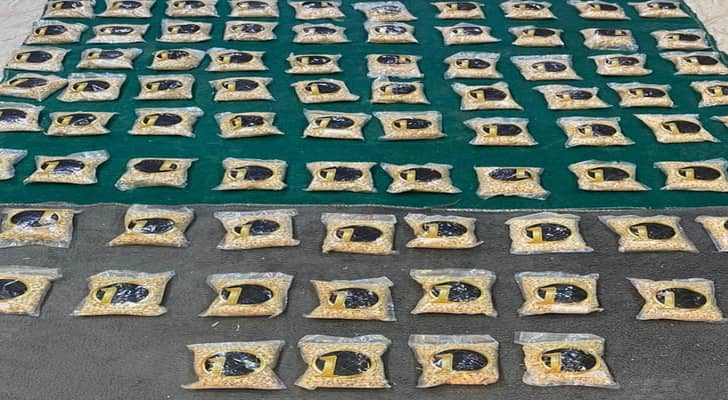 الجيش العربي: المنطقة العسكرية الشرقية تحبط محاولة تهريب كمية كبيرة من المواد المخدرة بواسطة بالونات
