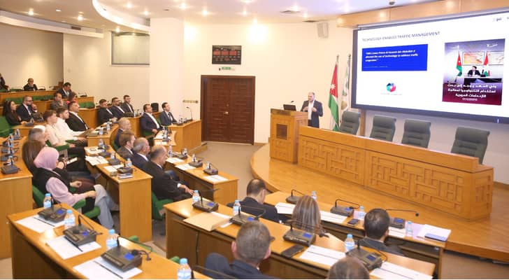 اطلاق مشروع منصة ادارة الحركة المرورية في عمان