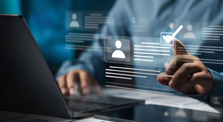 صورة تعبيرية لرقمنة الخدمات