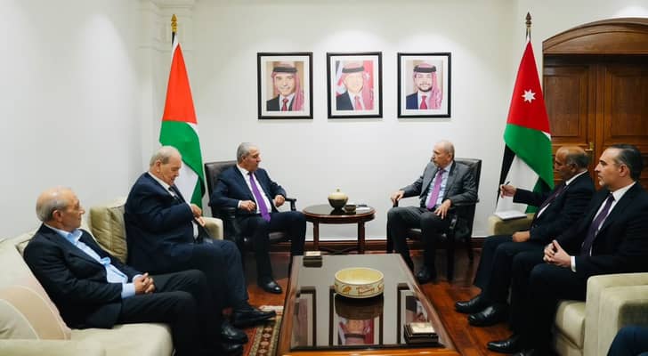 الصفدي والشيخ يبحثان التطورات الخطيرة بالضفة ويحذران من تداعيات توسيع الاستيطان