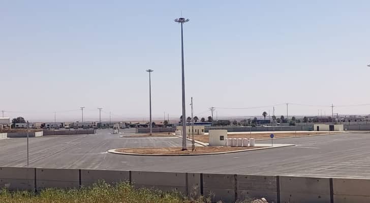 الأشغال تنهي مشروع إنشاء وتجهيز ساحة انتظار الشاحنات في مركز حدود جابر