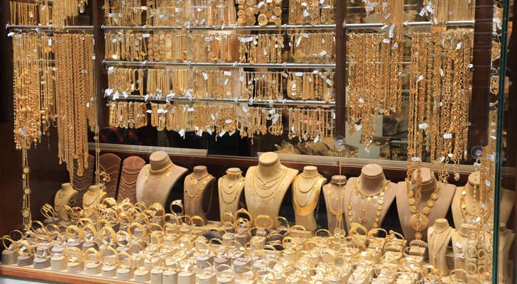 استقرار أسعار الذهب في مصر عند مستويات جديدة وسط ترقب للأونصة عالميا