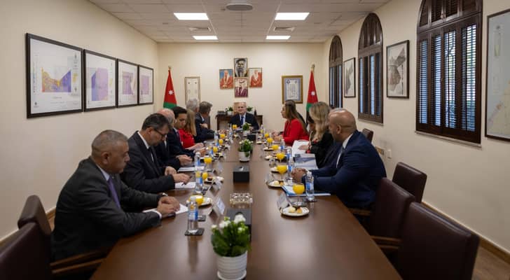 الأمير الحسن يستقبل وفدا برلمانيا فرنسيا