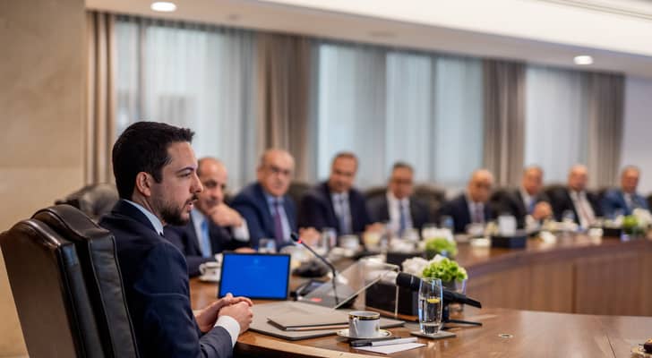 ولي العهد يترأس جانبا من جلسة مجلس الوزراء