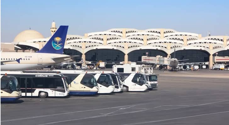 أ ف ب: اضطرابات كبيرة في مطار الرياض تشمل إلغاء وتأخير...