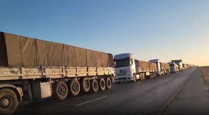 شكاوى من تأخير الشاحنات على معبر الكرامة - طريبيل.....