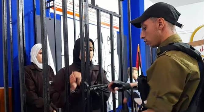 هيئة الأسرى: إهمال طبي وتفتيش عار وحرمان من العلاج يستهدف أسيرات سجن "الدامون"