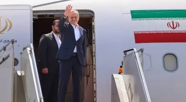 الرئيس الإيراني يصل الجزائر في توقف تقني بالتزامن مع...