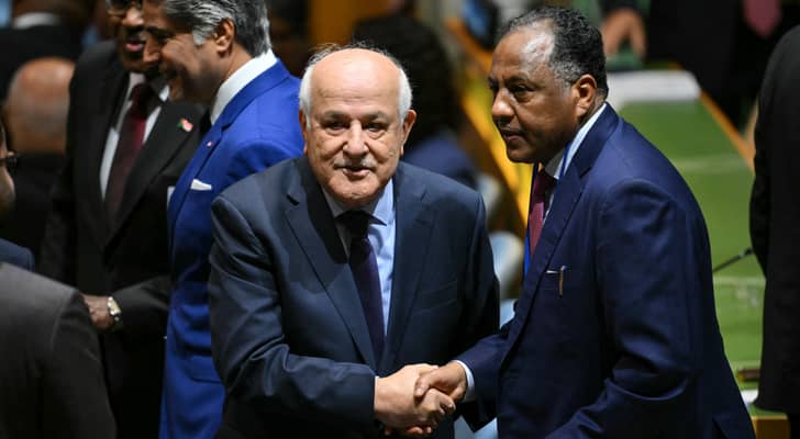 رياض منصور: نهنئ جلالة الملك عبد الله الثاني على كلمته الشجاعة في الأمم المتحدة