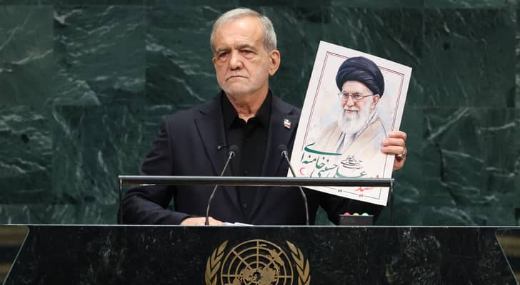 الرئيس الإيراني: مسعانا للطاقة النووية سلمي ولن نسمح...