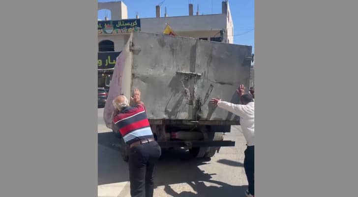 كاميرا "رؤيا" ترصد تعطل آلية نفايات في مرج الحمام وتدخل...