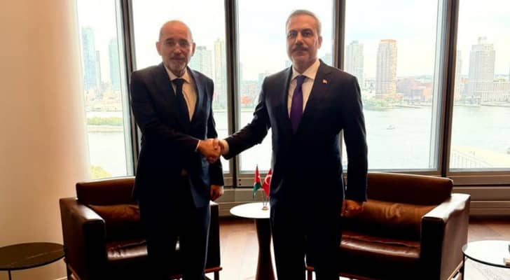الصفدي يلتقي نظيره التركي فيدان على هامش أعمال الجمعية...
