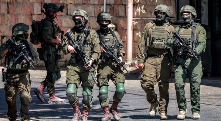 مصادر فلسطينية: قوات الاحتلال تقتحم ضاحية إكتابا في...
