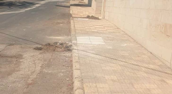 أمانة عمان: الأرصفة حق للمشاة ويحظر استخدامها كمواقف...