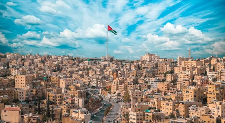 طقس العرب: كتلة هوائية خريفية أبرد من المعتاد تؤثر على...