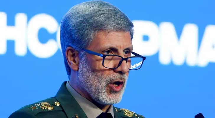 قائد الجيش الإيراني: الحرب لم تنته بعد والإستقرار ينطلب...