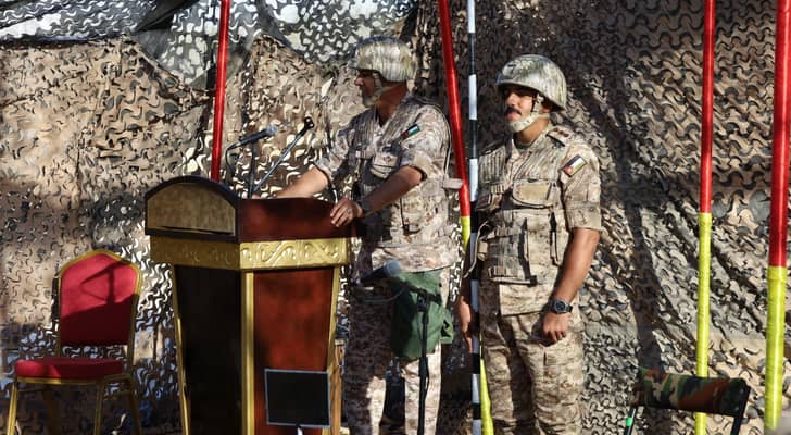 المساعد للعمليات والتدريب يتابع تمرينا عسكريا في المنطقة...