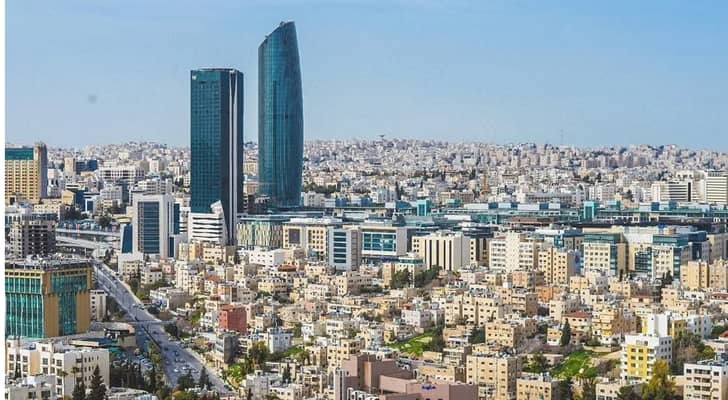 انخفاض على درجات الحرارة في عمان وفرص لأمطار رعدية خفيفة...